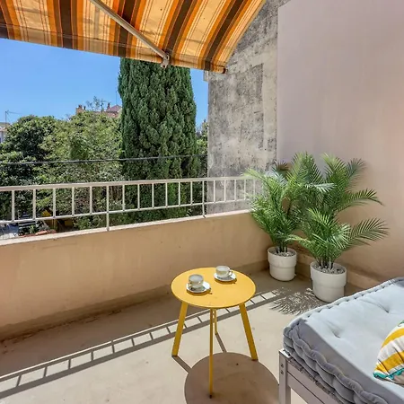 Daire Mourillon Soleil & Terrasse - Welkeys Toulon